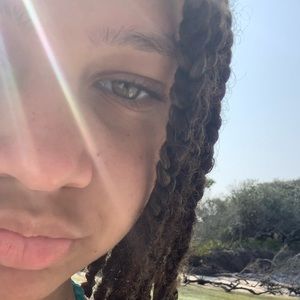 Meet your Posher, Zoe